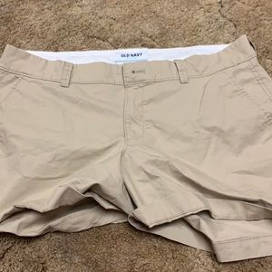 women’s old navy khaki shorts